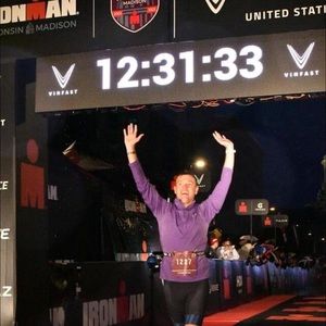 Meet your Posher, Aj